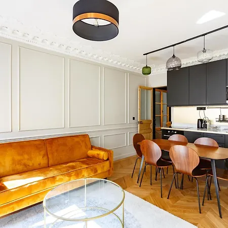 Aparthotel Stylish In The Heart Of